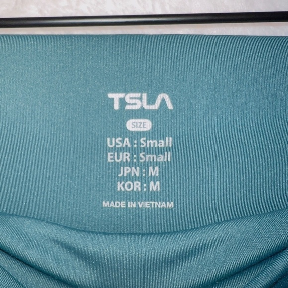 TSLA Green High Waisted Side Pocket Ankle Length Athletic Leggings size small - Picture 4 of 5